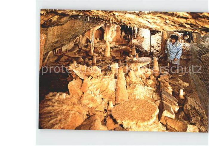 Hoehlen Caves Grottes Attendorn Tropfsteinhöhle Kristallgrott