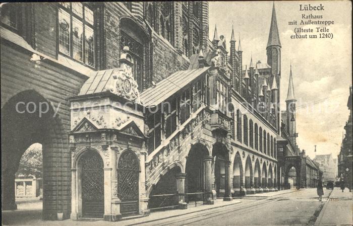 Luebeck Rathaus mit Aussentreppe 13. Jhdt.