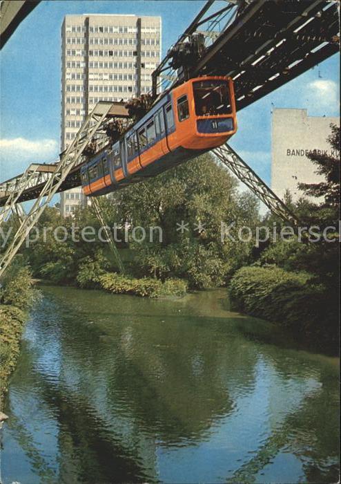 WUPPERTAL NRW Justizhochhaus Schwebebahn