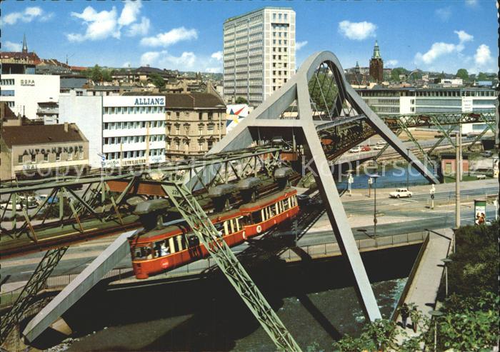 WUPPERTAL NRW Stadtmitte Schwebebahn Hochhaus