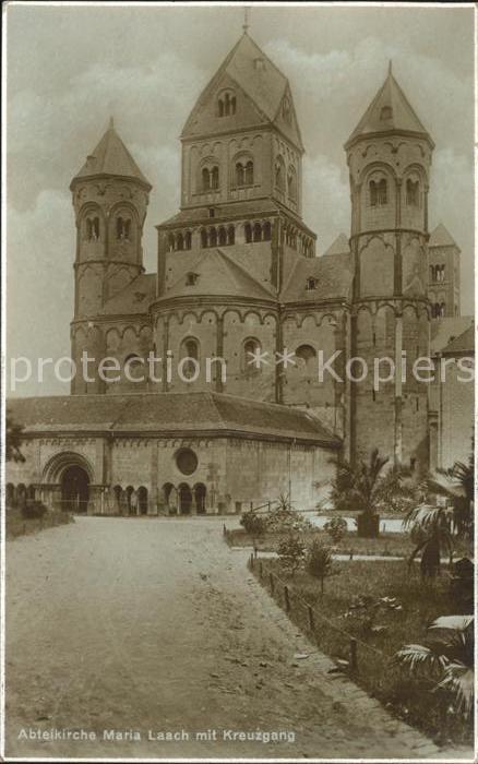 Maria Laach Glees Abteikirche mit Kreuzgang