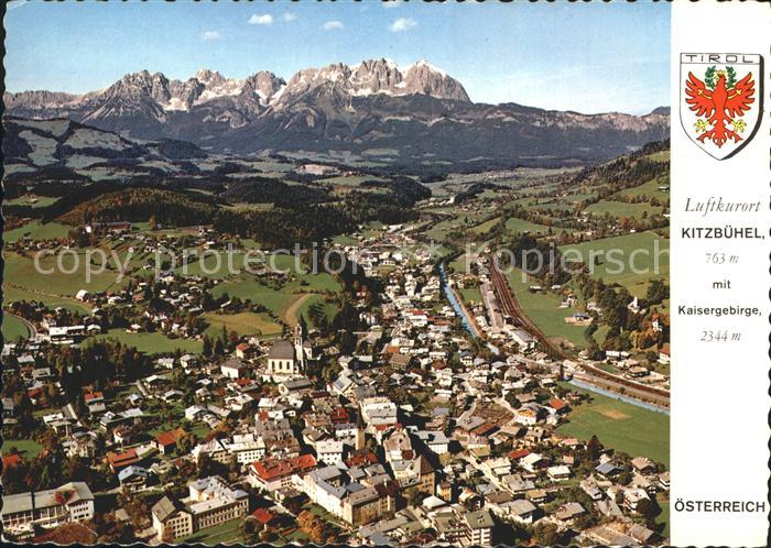 Kitzbuehel Tirol mit Kaisergebirge Wappen Fliegeraufnahme