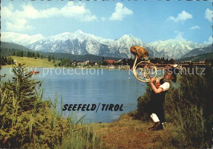 Seefeld Tirol Strandbad Wettersteingebirge Kind Trachten Horn Musikinstrument