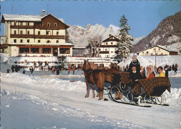 Seefeld Tirol Hotel Wetterstein gegen Karwendelgebirge Pferdeschlitten