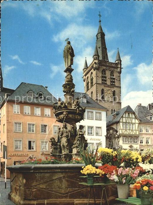 TRIER CITY Marktbrunnen und St Gangolph Kirche