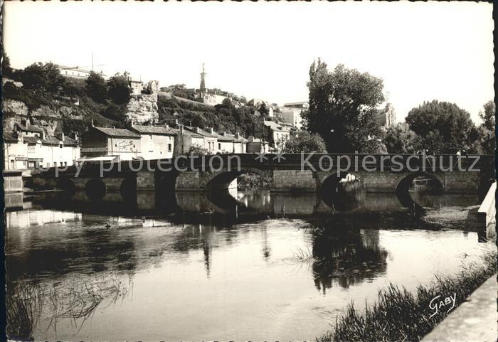 Poitiers 86 Pont Neuf sur le Clain Notre Dame des Dunes