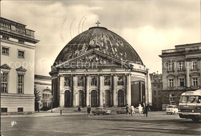 BERLIN  CITY St Hedwigs Kathedrale nach dem Wiederaufbau