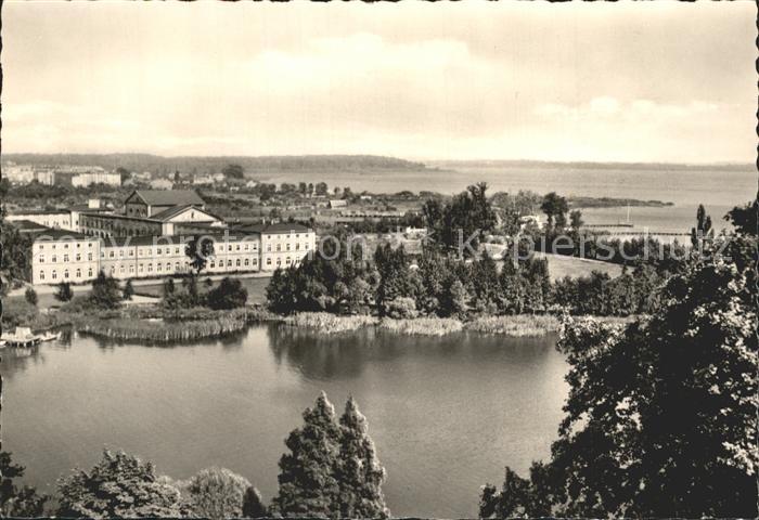 Schwerin Mecklenburg Blick zur Marstellhalbinsel See