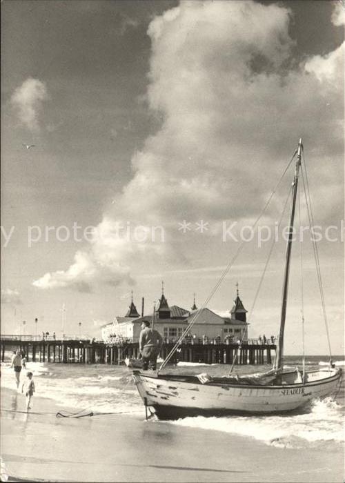 Ahlbeck Ostseebad HOG Seebruecke Strand Boot