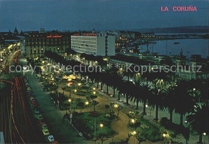 Coruna La Avenue and gardens at night