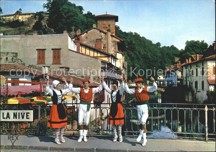 Saint-Jean-Pied-de-Port Danseurs Basques