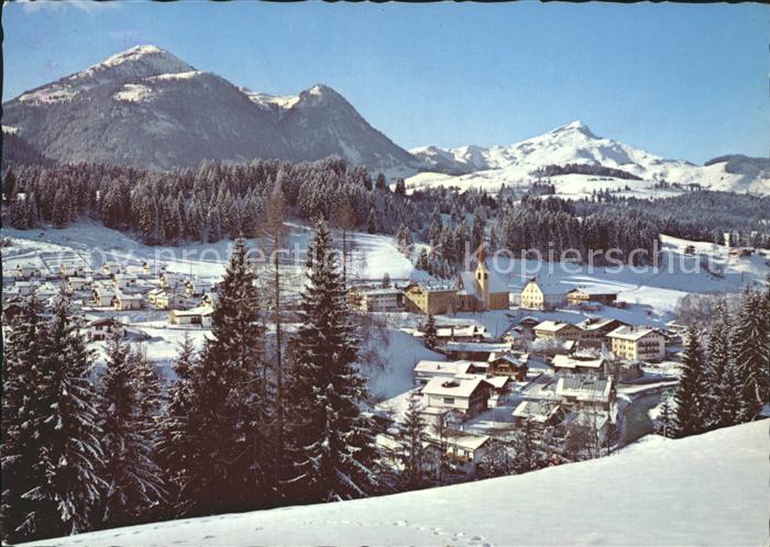 Fieberbrunn Tirol Teilansicht im Winter