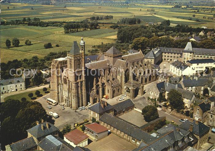 Dol-de-Bretagne Cathedrale Saint Samson Vue aerienne