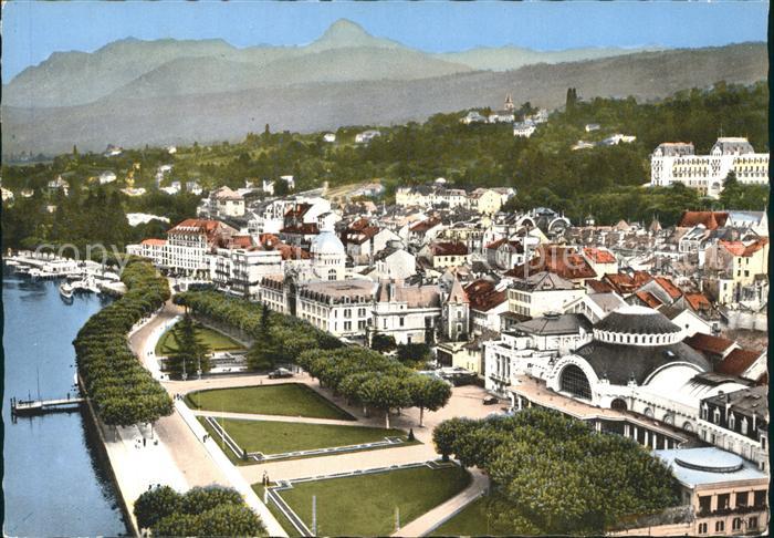 Evian-les-Bains Haute Savoie La Ville vue aerienne le Casino et ses Jardins