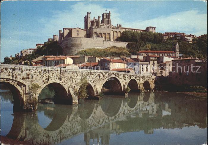 Beziers Le vieux Pont et la Cathedrale St Nazai
