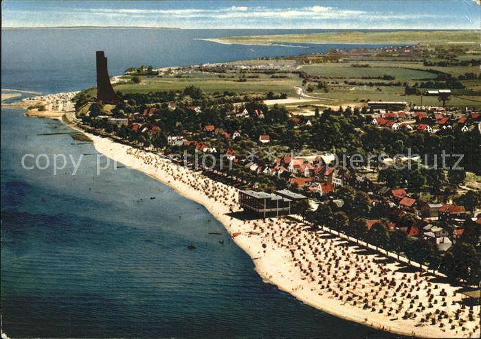 Laboe Fliegeraufnahme mit Strand und Meerwasserbad