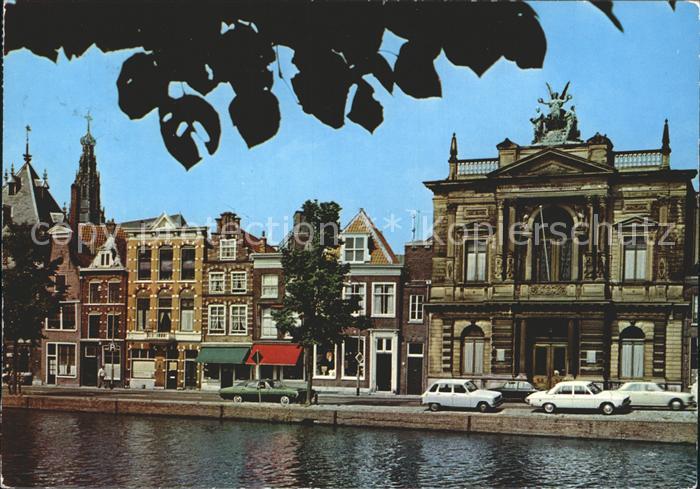 Haarlem Spaarne en Waag