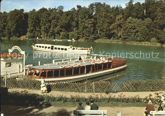 Malente-Gremsmuehlen Diekseepromenade Anlegebruecke 5-Seen-Fahrt