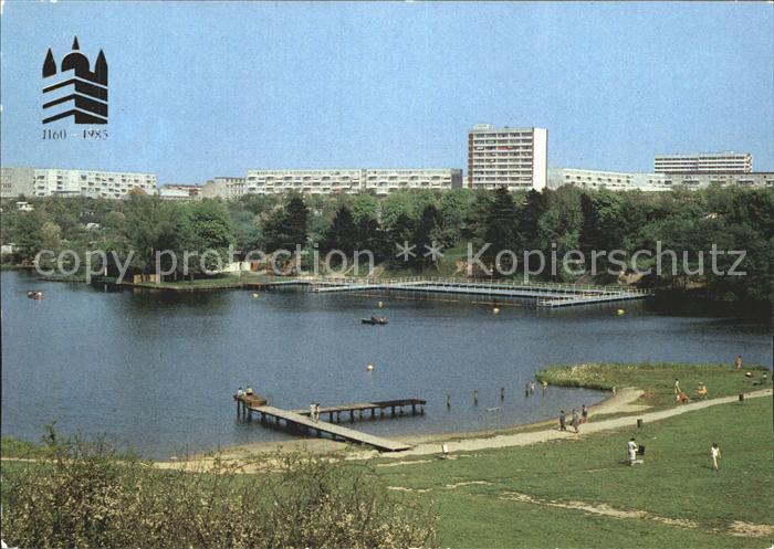 Schwerin Mecklenburg Blick zum Neubaugebiet Weststadt See Badestrand
