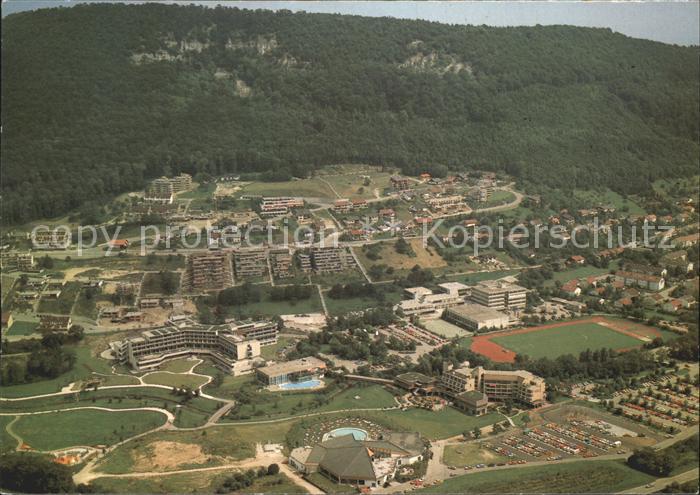 Bad Urach Kurgebiet Thermalbad Schwaebische Alb Fliegeraufnahme