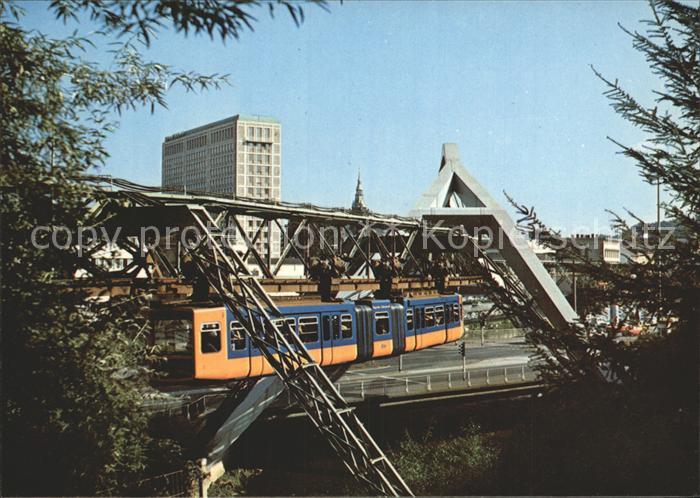 Elberfeld Wuppertal Schwebebahn an der Bundesallee
