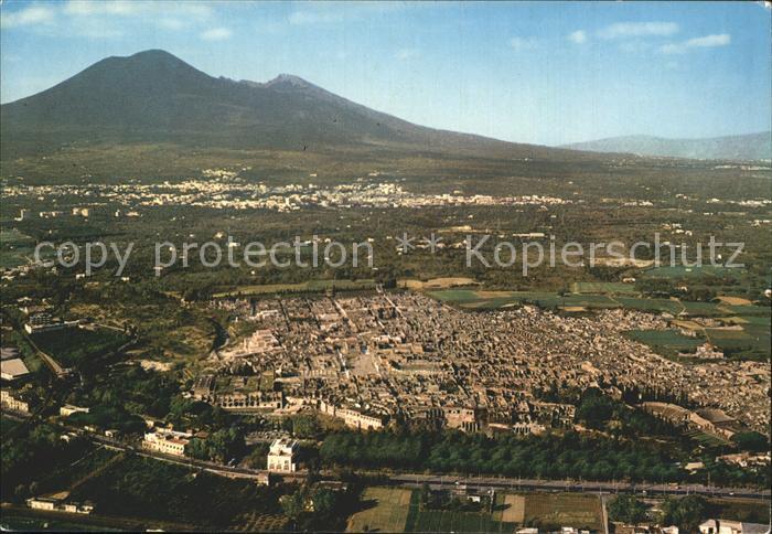 Pompei Fliegeraufnahme Scavi Ruinen mit Vesuv