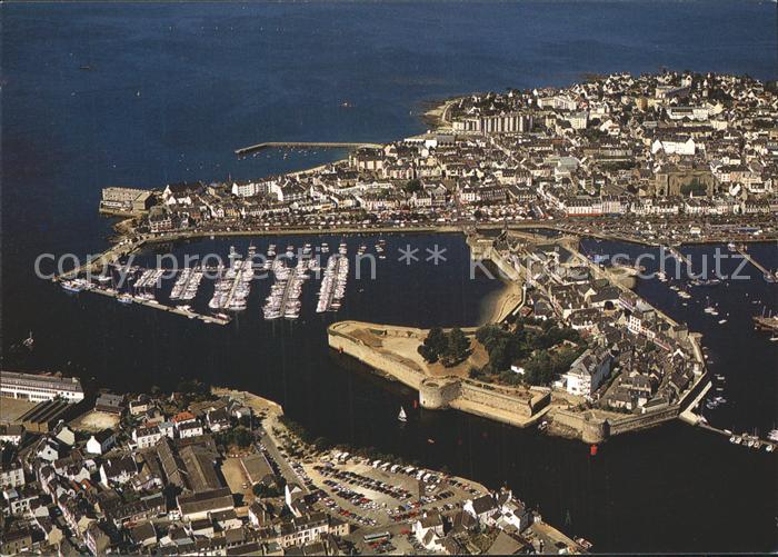 Concarneau Finistere Fliegeraufnahme mit Hafen und Ville Close