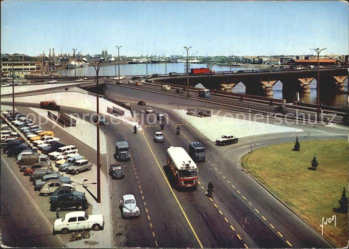Bordeaux Quais et Pont de Pierre