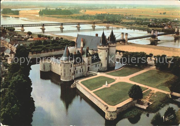 Sully Saone-et-Loire Fliegeraufnahme Chateau