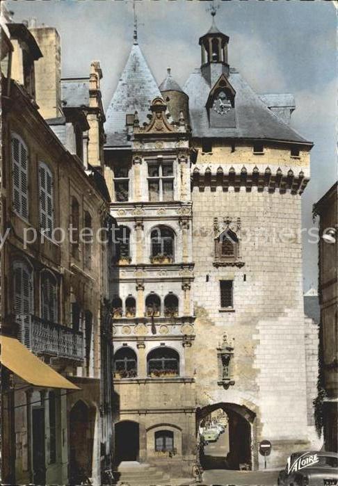 Loches Indre et Loire Porte Picois Hotel de Ville