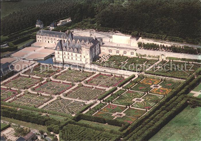 Villandry Fliegeraufnahme Chateau et Jardin