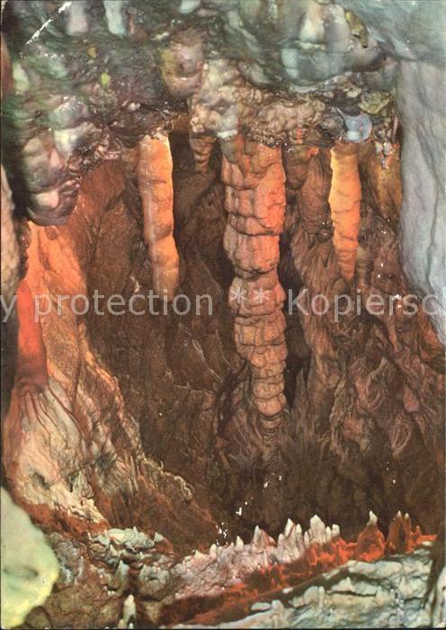Hoehlen Caves Grottes Teufelshöhle Pottenstein Kreuzigungsgru