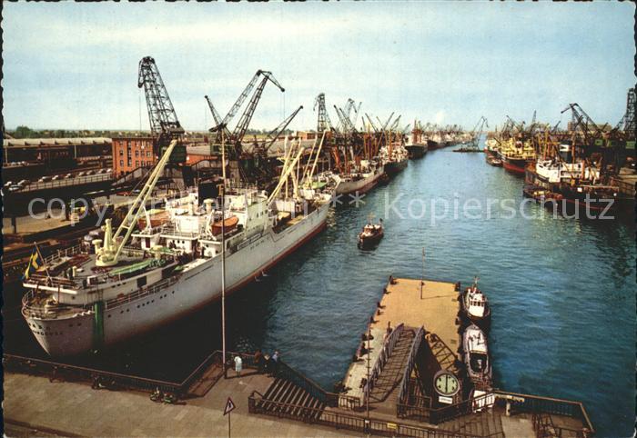 Schiffe Ships Navires Hafen Bremen