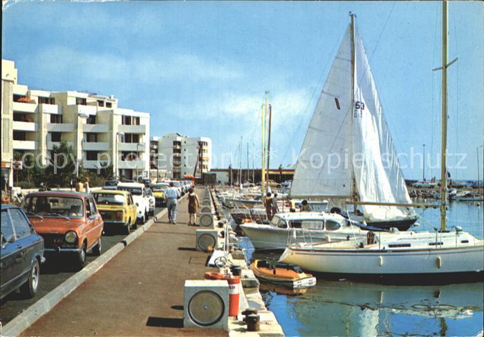 Barcares Le Quais bassin Port St Ange