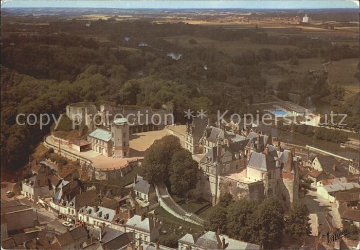 Saint-Aignan Loir-et-Cher Fliegeraufnahme Gauche Ruines forteresse feodale droit