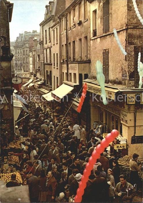 Paris La rue Mouffetard