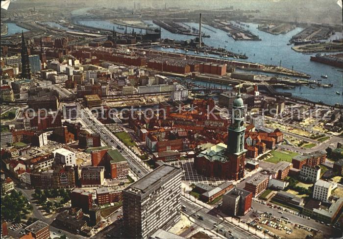 HAMBURG CITY Fliegeraufnahme