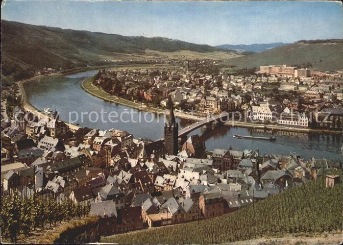 BERNKASTEL-KUES Berncastel Rheinland-Pfalz Stadtansicht