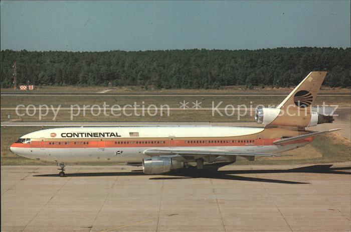 Flugzeuge Zivil McDonnell-Douglas DC10-10CF N68O56 Continental Airlines