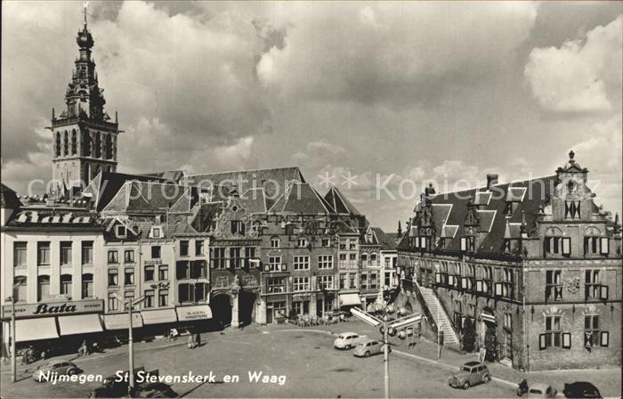 Nijmegen St. Stevenskerk en Waag