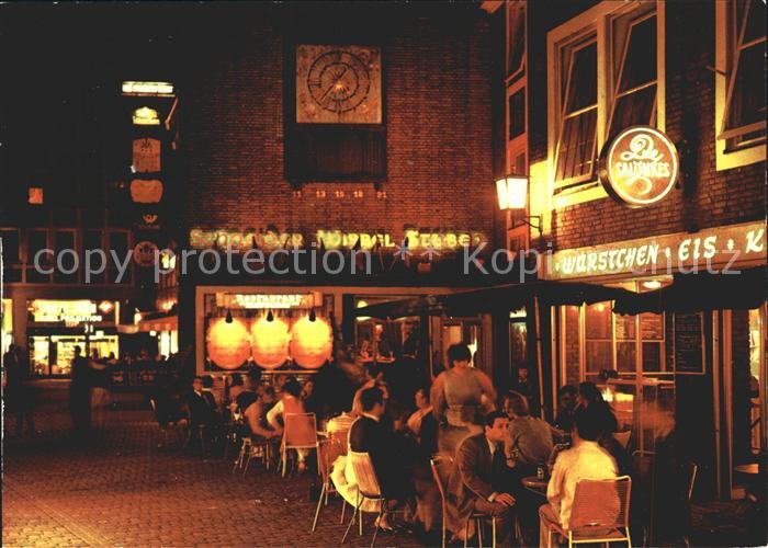 DuessELDORF  CITY Alstadt Schneider-Wibbel-Gasse bei Nacht