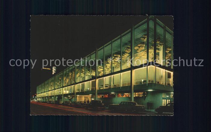 Frankfurt Main Theaterinsel bei Nacht