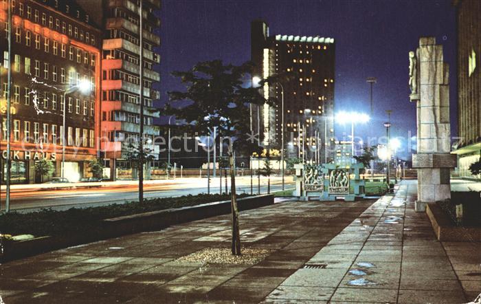 Karl-Marx-Stadt CHEMNITZ Karl Marx Alle bei Nacht