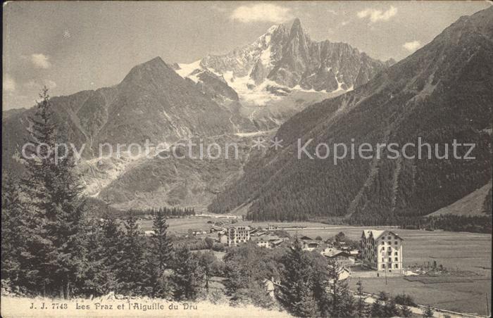 Les Praz et l'Aiguille du Dru