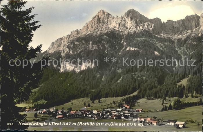 Nesselwaengle Tirol Gesamtansicht mit Rotflueh und Gimpel Allgaeuer Alpen