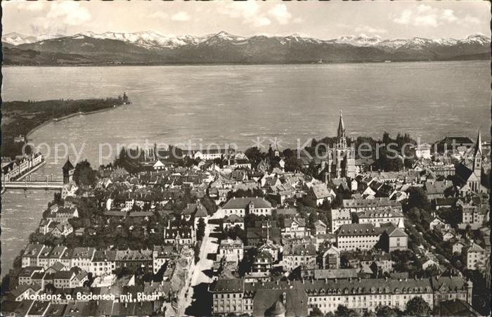 Konstanz Bodensee mit Rhein Alpenkette Fliegeraufnahme