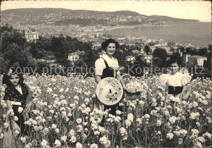 Nice Alpes Maritimes La cueillette des oeillets