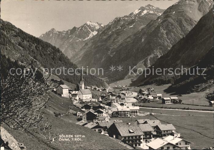 Soelden oetztal Gesamtansicht mit oetztaler Alpen