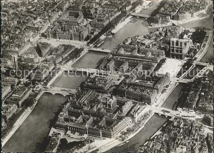 Paris La Cite vue aerienne