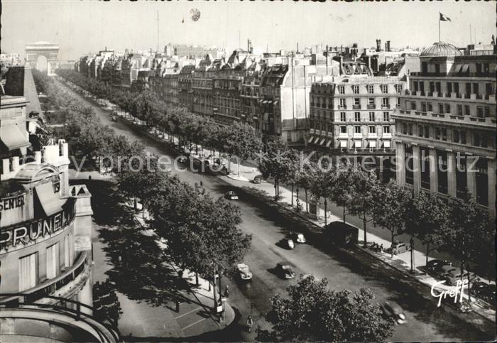Paris Avenue des Champs Elysees